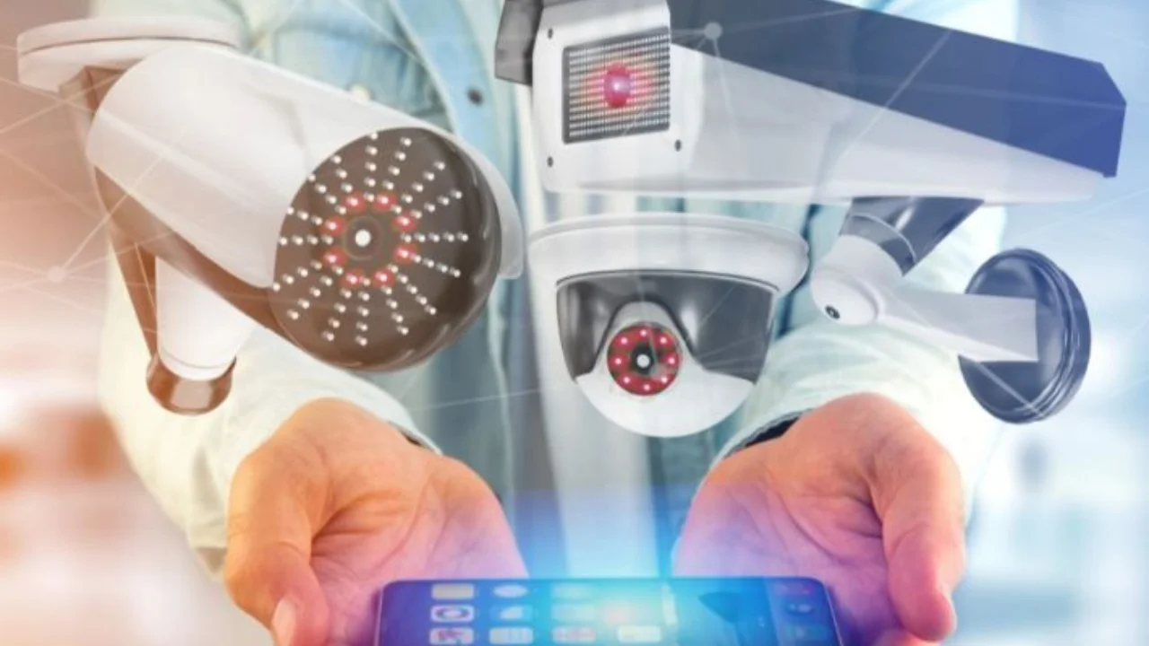 تسجيل كاميرات المراقبة عبر الهاتف كيفية مشاهدة تسجيل كاميرات المراقبة عبر الهاتف